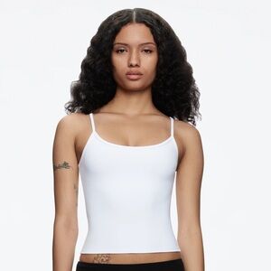 White tank air studio tank